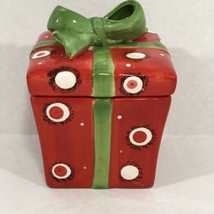 Tii Collections Ceramic Canister Christmas Present